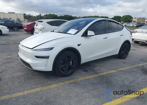 2026 Tesla Model Y Long Range Dual Motor All-Wheel Drive/Long Range Launch Series из США, поврежденный, VIN 7SAYGDEE1TF368741